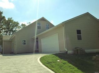 651 Greenwillow Ct, Fenton, MO