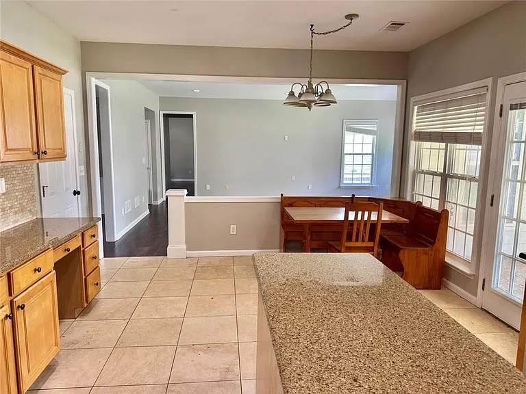 230 Albrighton Ct — Photo 8