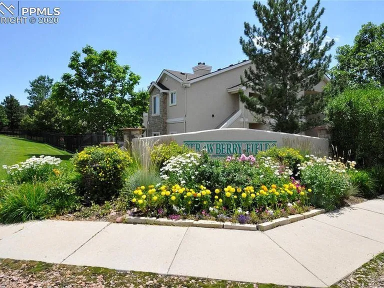 3670 Strawberry Field Grv #A — Photo 3