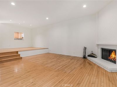 21901 Burbank Blvd Unit 218, Woodland Hills, CA, 91367