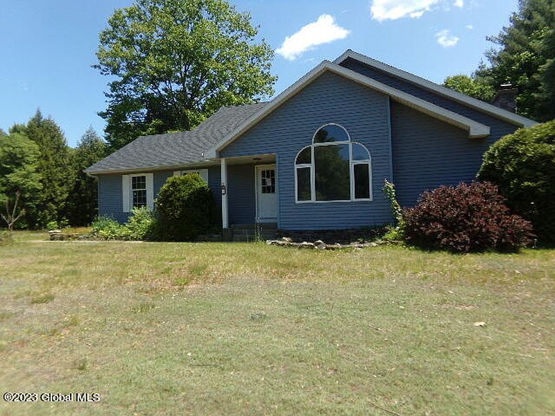 5th image of 8 Spotswood Drive