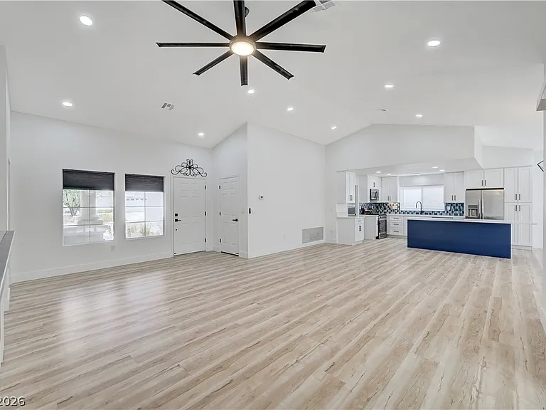 10000 Woodhouse Dr — Photo 3