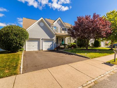 4 Surrey Ln, Burlington, NJ, 08016