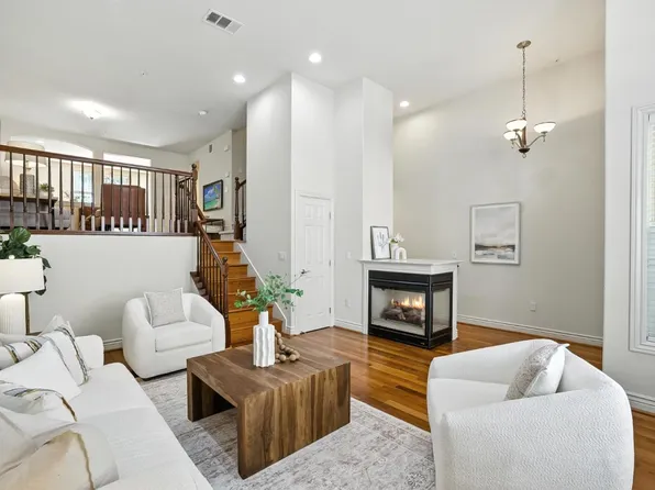 255 Honeylocust Ter, Sunnyvale, CA 94086