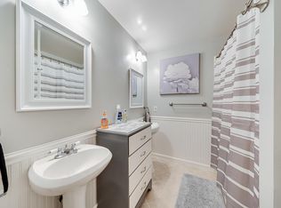 5059 Country Club Dr, Rohnert Park, CA 94928