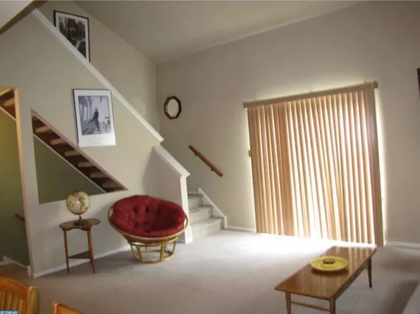 714 Foxmeadow Dr Building 7, Royersford, PA 19468
