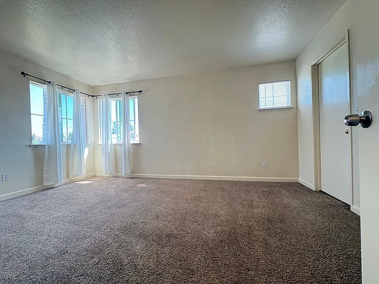 4003 Ews Woods Blvd — Photo 18