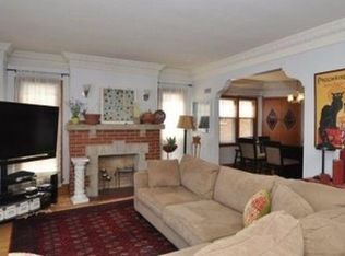 2657 N 62nd St, Wauwatosa, WI 53213