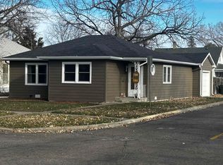 17 S Ash St, North Platte, NE 69101