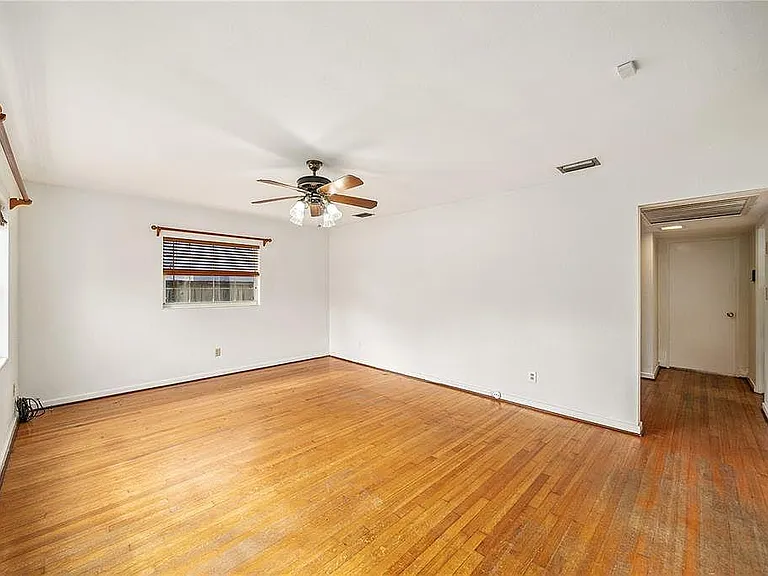 1416 N Forest Ave — Photo 4