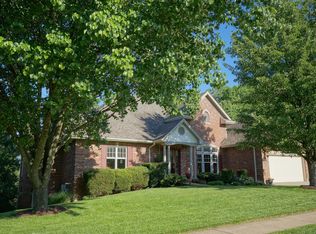 1901 Chapel Wood Rd, Columbia, MO 65203