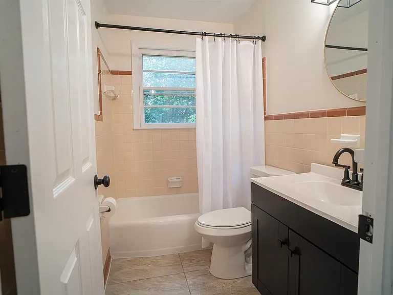 1159 Wesleyan Dr — Photo 14