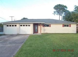 1308 N 23rd St, Nederland, TX 77627