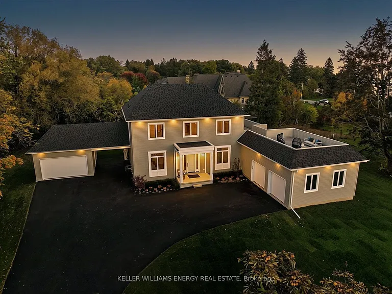 631 Mill St S — Photo 2