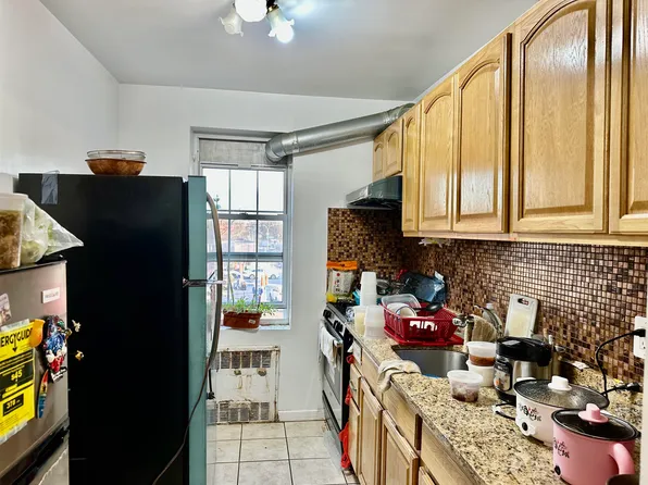 63-93 Woodhaven Boulevard image 4 of 9