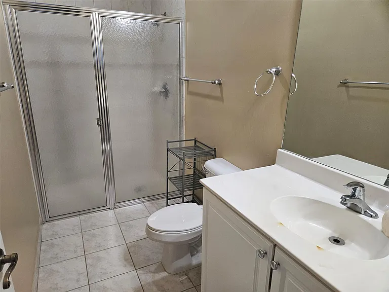9082 Plymouth Pl #9082 — Photo 8