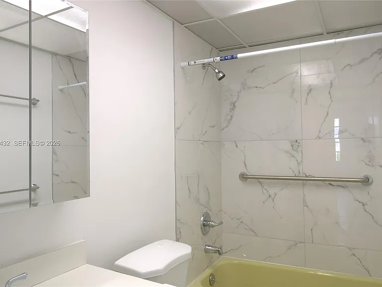 1225 NE 124th St #32B — Photo 9