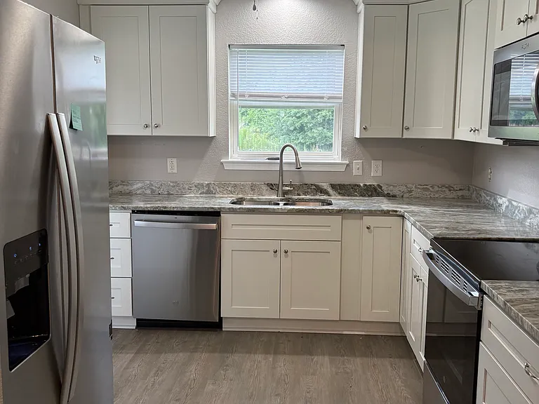 541 Turlington Rd — Photo 11