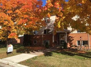 Queens Lane Apartments, Anoka, MN 55303