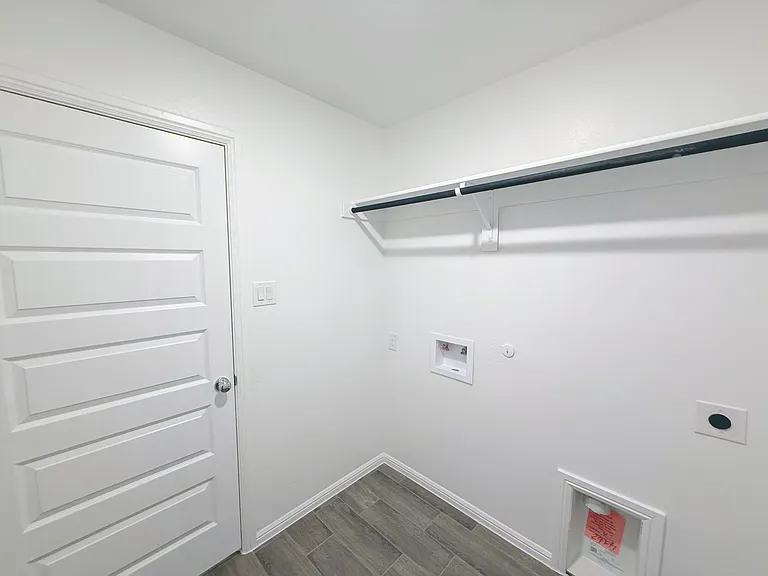 13140 Zion Dr — Photo 28