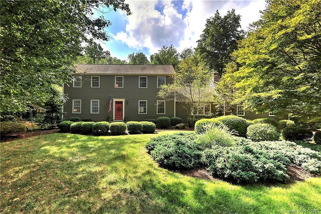 42 Brookwood Dr, Newtown, CT 06470 Zillow