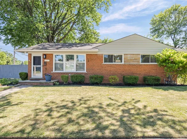 4828 Buchanan Ave, Warren, MI 48092