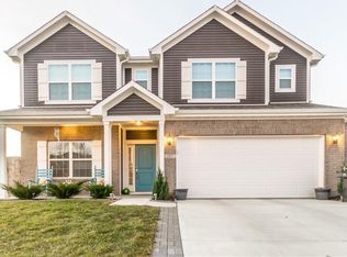 107 Pickerel Ct, Trafalgar, IN 46181