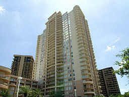 Live 21 floors above the city!