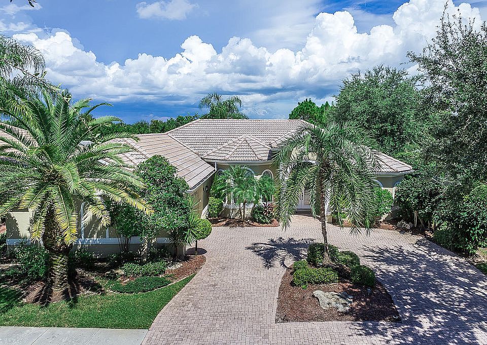 1st image of 4975 Bella Terra Dr