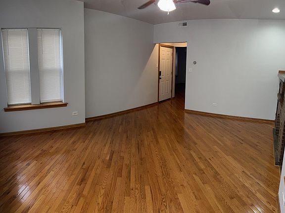 4th image of 7206 S Langley Ave #1
