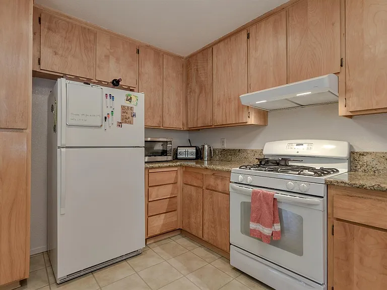 1484 Clearwater Way — Photo 5