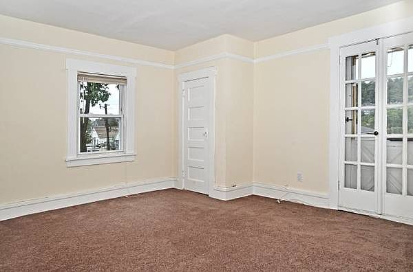 1st image of 24 S Lawn Ave APT 2