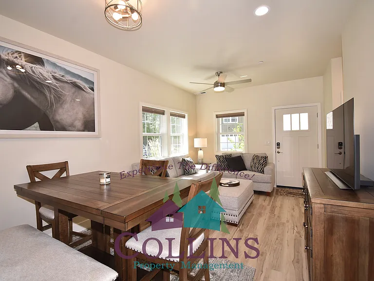 215 Pello Ln — Photo 3