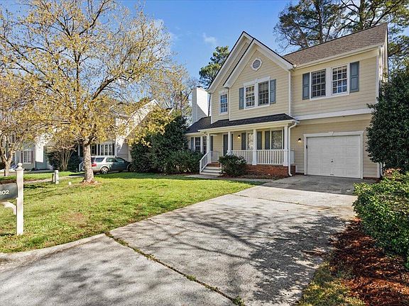 2nd image of 102 Mint Hill Dr
