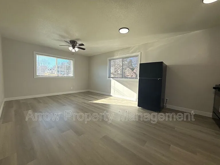 2119 Arbor St #306 — Photo 2