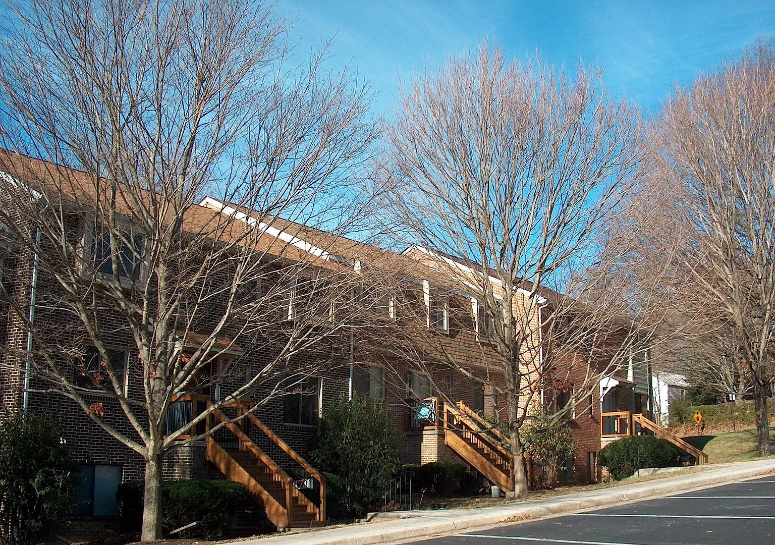 3 Bedroom 2 Bath Townhouse — Photo 1