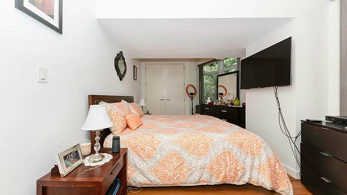 Rented by Nooklyn NYC LLC | media 46