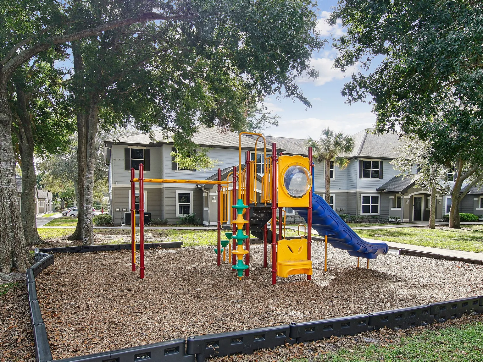 Park Villas Apartments — Photo 4
