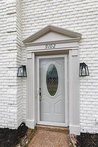 9102 Valkrie Lane - 1 — Photo 2
