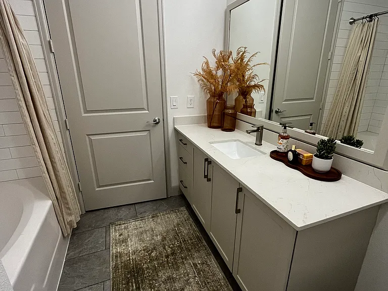 Kirby Dr — Photo 6