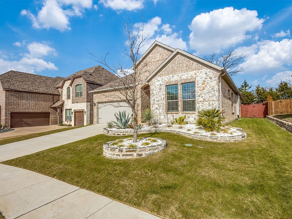 1st image of 4108 Angelina Dr
