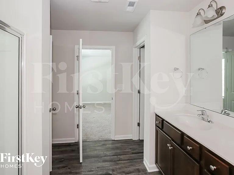 9534 Hamel St — Photo 9