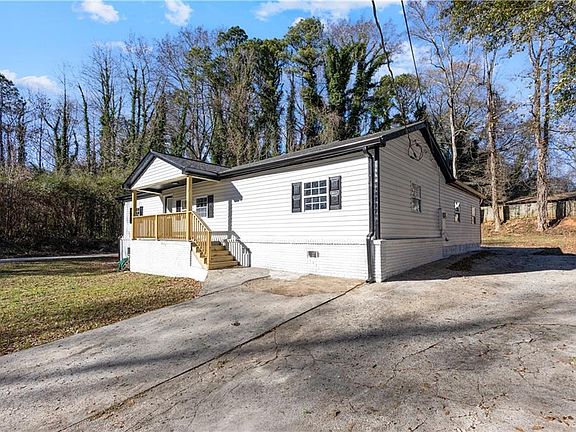 3rd image of 1794 Blossom Ln