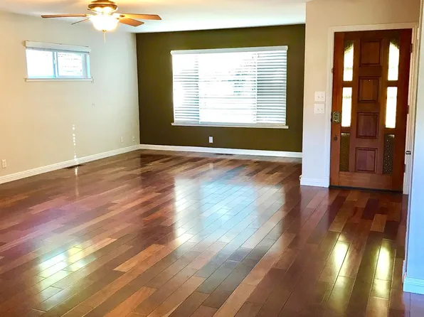 12398 Lakeshore N, Auburn, CA 95602