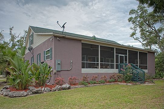 2nd image of 7040 Simons Ave