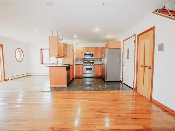 269 Bay 8th St APT 2R, Brooklyn, NY 11228