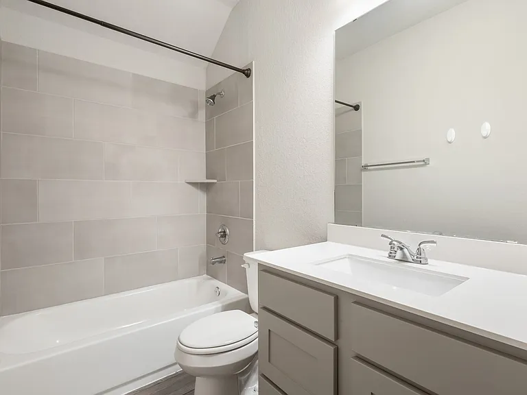 2630 River Pointe — Photo 8