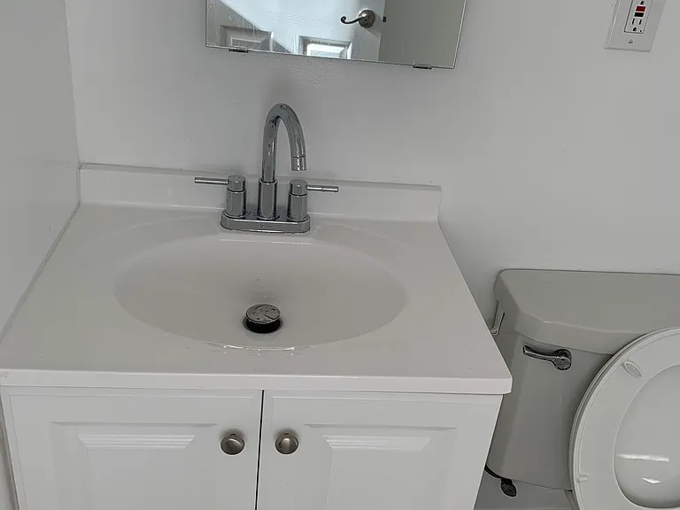 5728 Alameda Ave — Photo 8