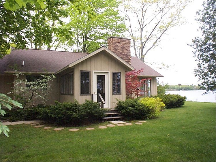 1st image of 1624 S Lake Mitchell Dr