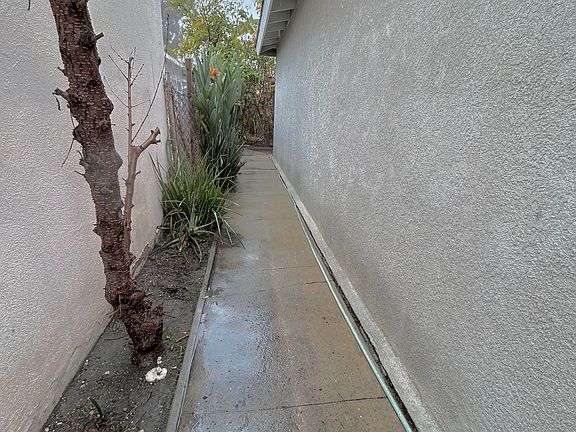 5th image of 5026 W 111th Pl